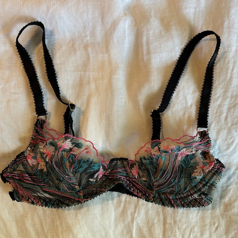 Edge o’ Beyond Libby Bra size 2